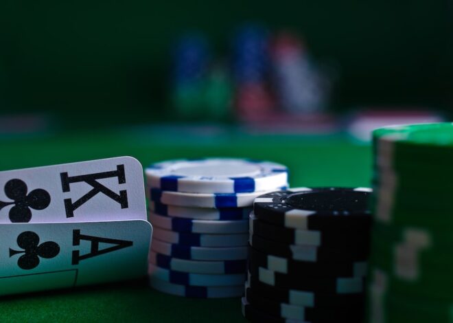 The Thrills and Risks of Online Casinos